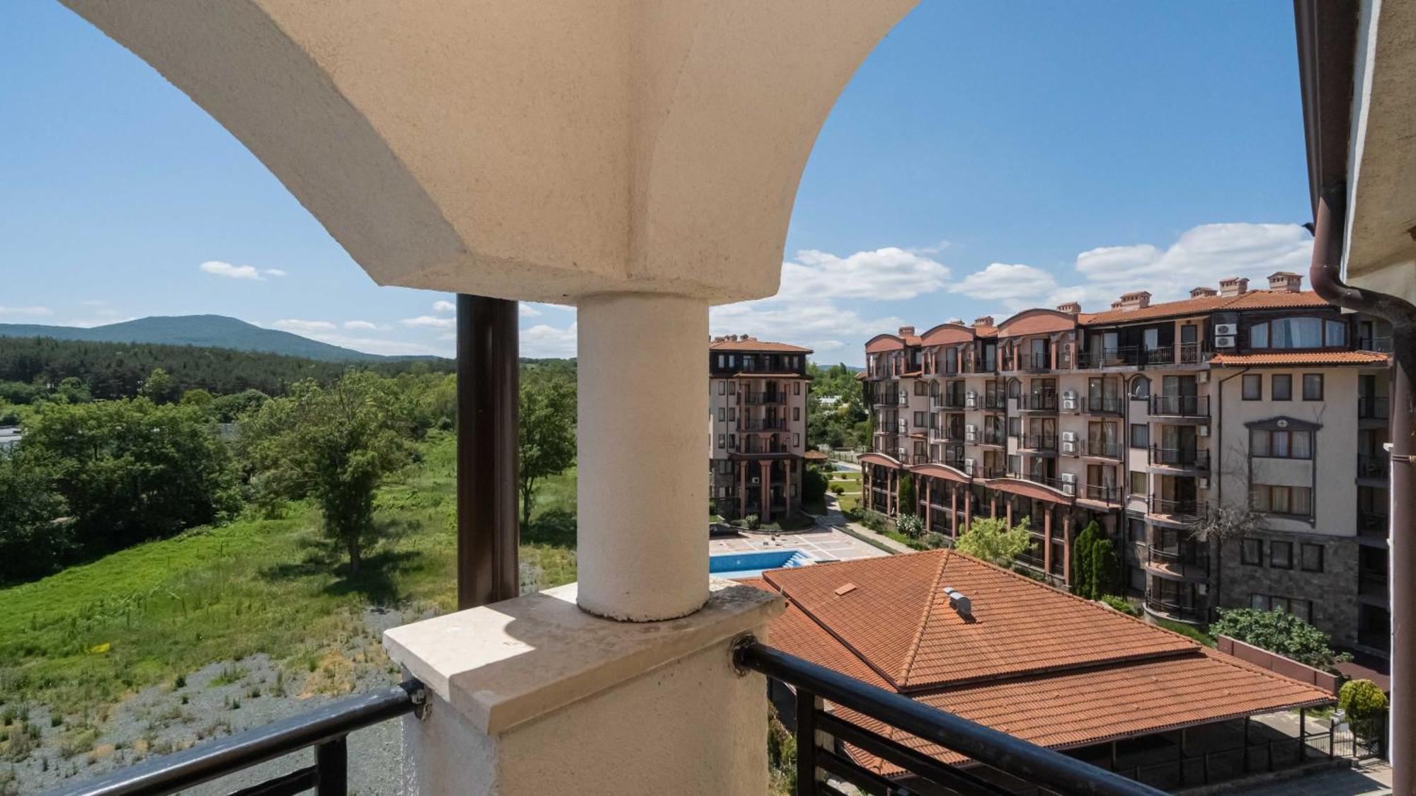 Първа Линия Хотел С Адрес К-С Реджина Маре Царево Tsarevo Exterior photo